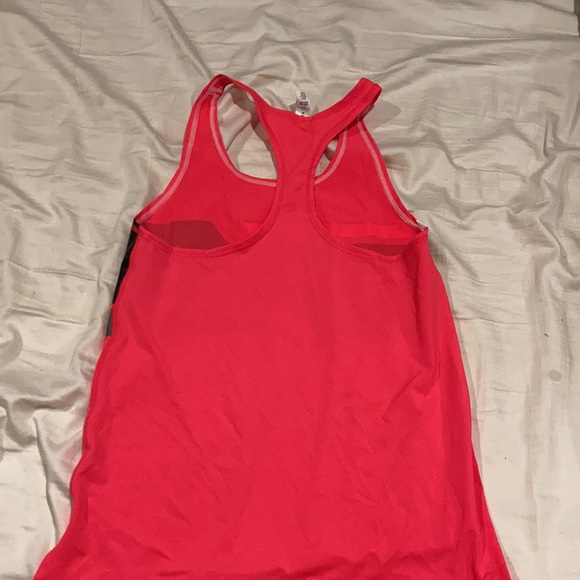 Under armor tank kids medium - Picture 3 of 4